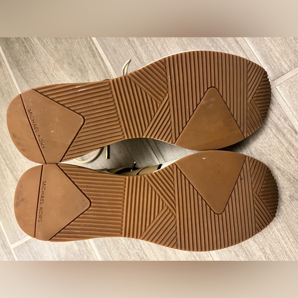 MICHAEL‎ KORS Beckett Ballerina Wedge Sneakers, gold beige - Picture 9 of 9